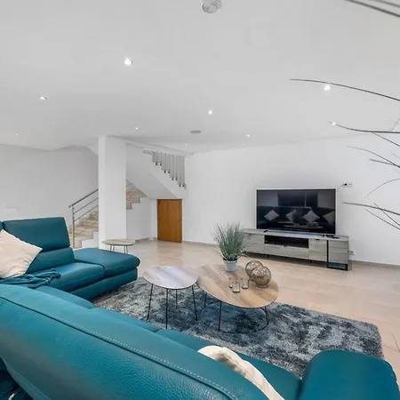 4bd In Marina With Pool Albufeira