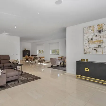 빌라 4bd In Marina With Pool *