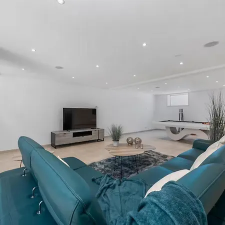 4bd In Marina With Pool Villa